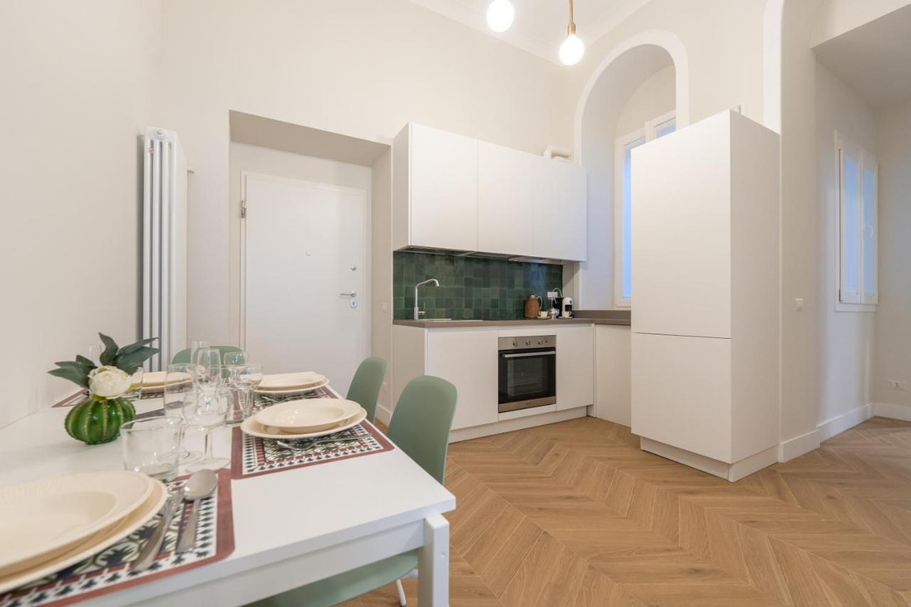 נאפולי Palazzo Massa Apartments מראה חיצוני תמונה